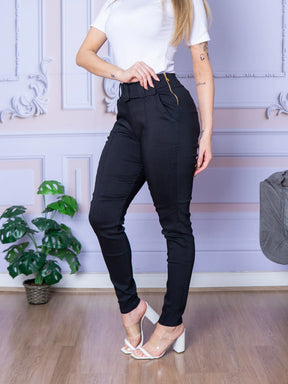 Calça Skinny Feminina em Bengaline com Cinto e Bolsos
